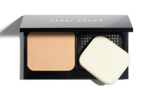 Bobbi Brown Weightless Powder Foundation